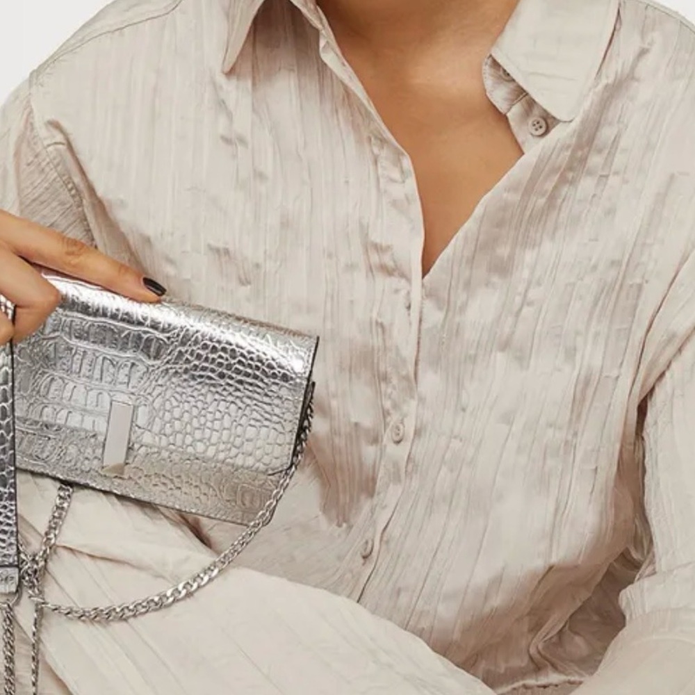 H&M Women Silver Textured Small shoulder bag - Picture 8 of 8